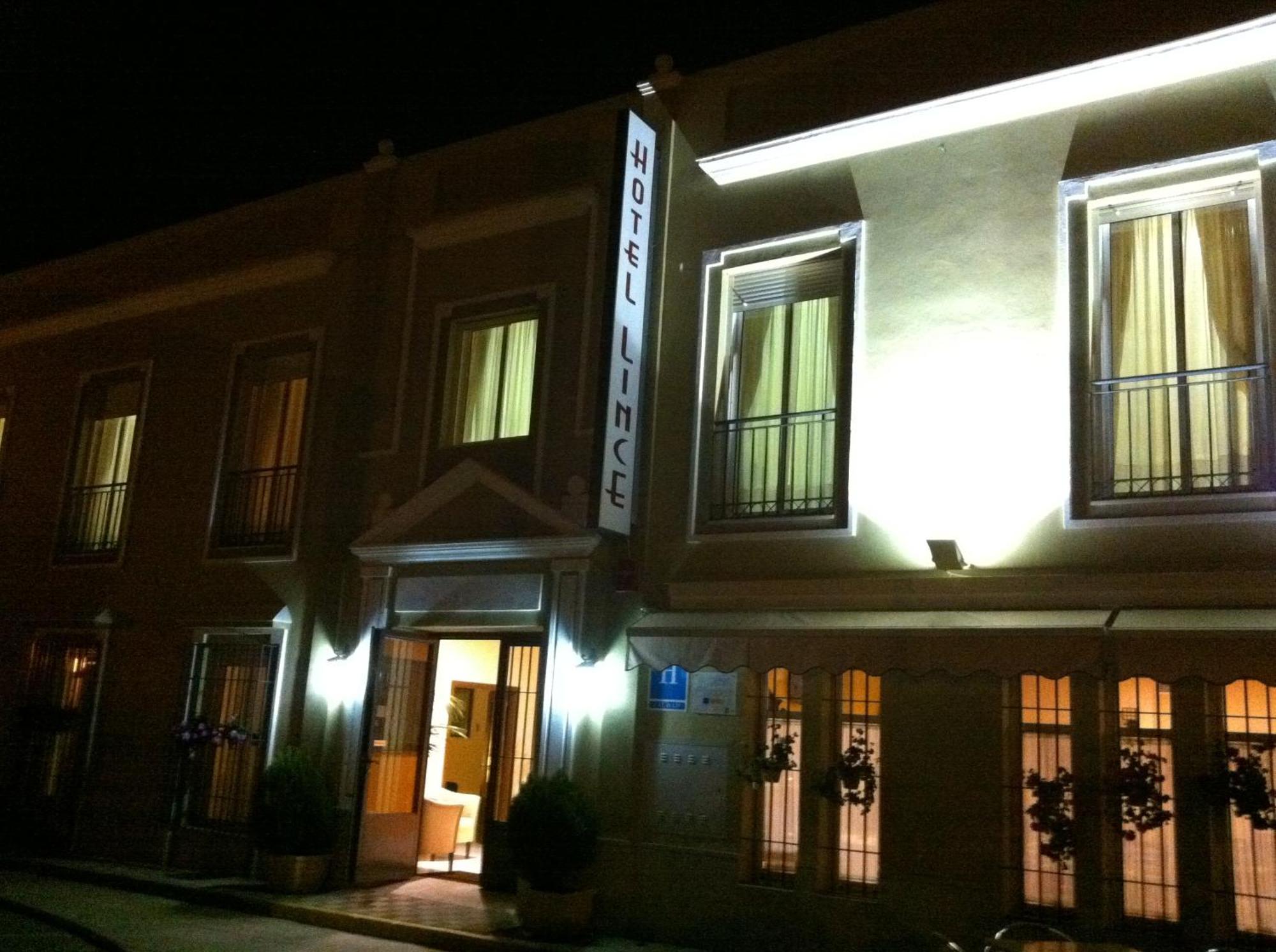 Hotel Lince Aznalcázar Zewnętrze zdjęcie